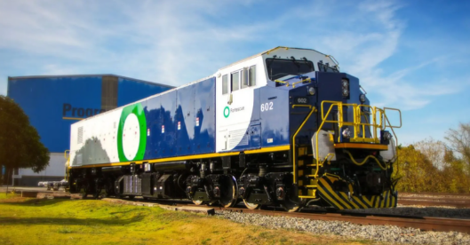 Tin nóng công nghệ 23/12: Australia vận hành đầu máy điện sử dụng pin di động lớn nhất thế giới