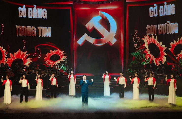 Trước “Thưa Đảng” của ca sĩ Anh Tú, có những ca khúc nào viết về Đảng vang vọng mãi với thời gian?