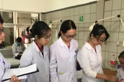 Siết đào tạo ngành y: Tăng số lượng, giảm chất lượng