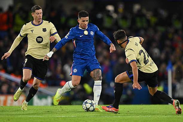 Barcelona đã thua sạch trước các đối thủ mạnh từ đầu mùa này và đêm nay họ sẽ đụng độ Atletico Madrid.