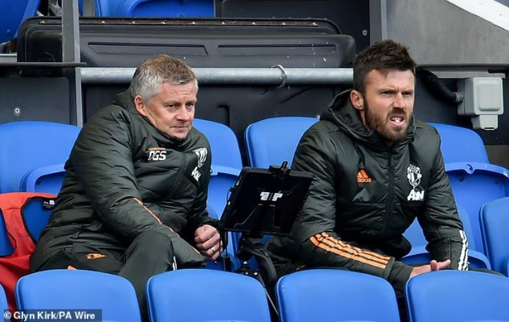 MU bổ nhiệm HLV mới trong hôm nay: Carrick chiếm ưu thế hơn Solskjaer