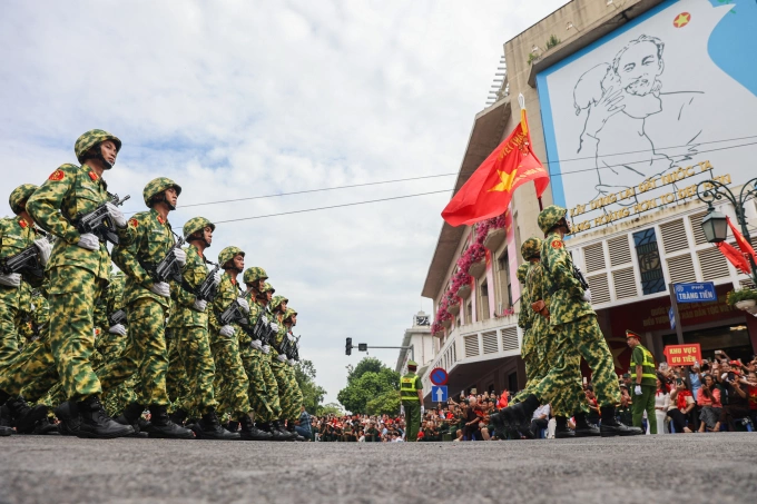Nâng mức hỗ trợ ốm đau cho sĩ quan quân đội nghỉ hưu