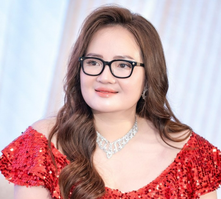 Người phụ nữ bị bắt vì liên quan sai phạm của Hoàng Hường